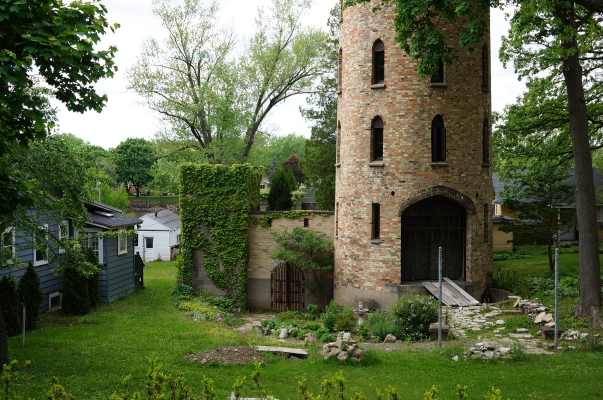 Pratt Castle, Elgin, Illinois