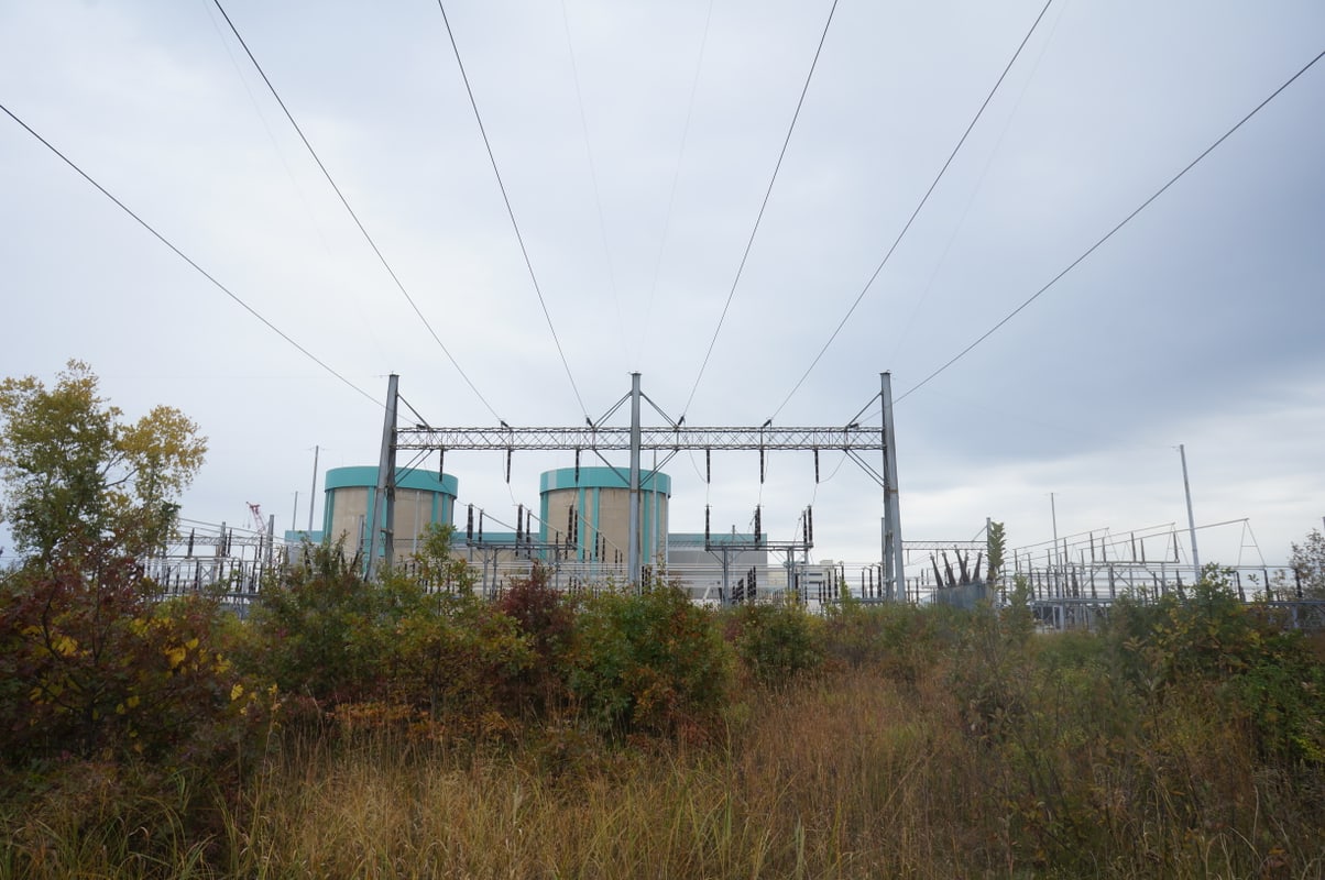 Zion Nuclear Power Plant (from the west)